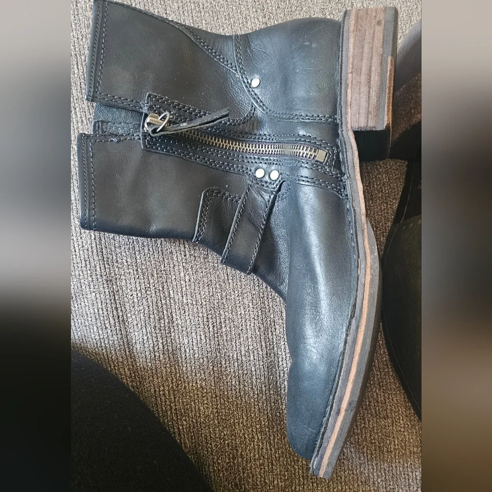 UGG Women's Black Leather Moto Boots - Picture 4 of 11